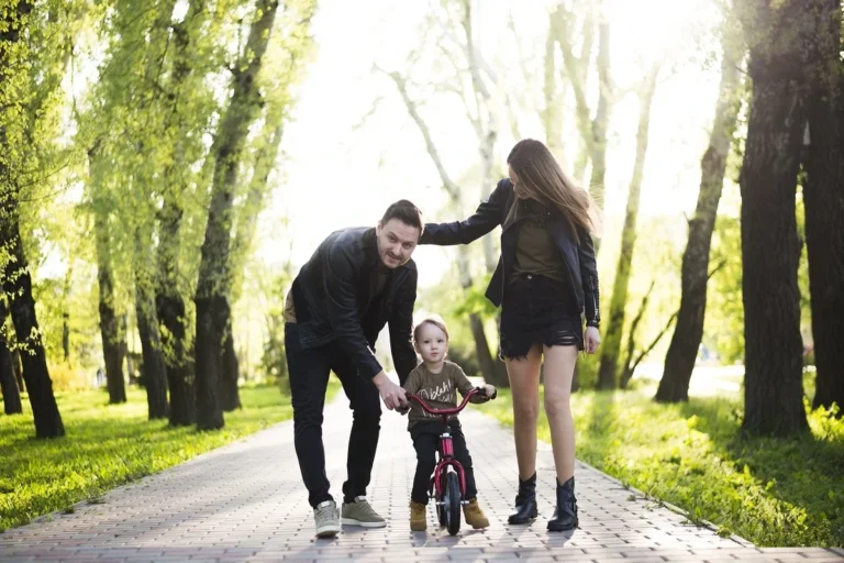 Toddler Childcare Tips (Ages 2–6): Tantrums, Sleep & Routines